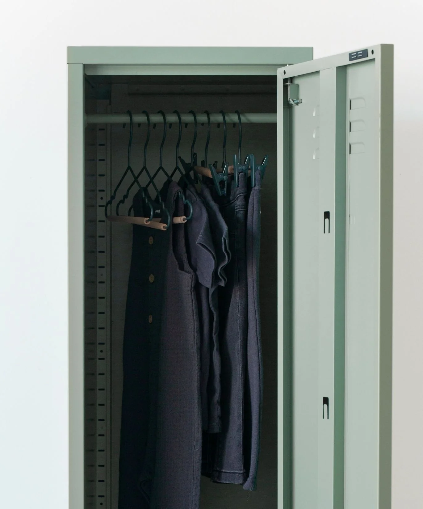 Kids Top Hangers in Slate - Image 3